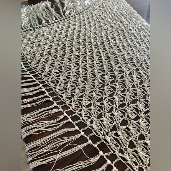 Large Crochet Shawl in cream. - Picture 6 of 6